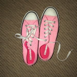 Pink converse